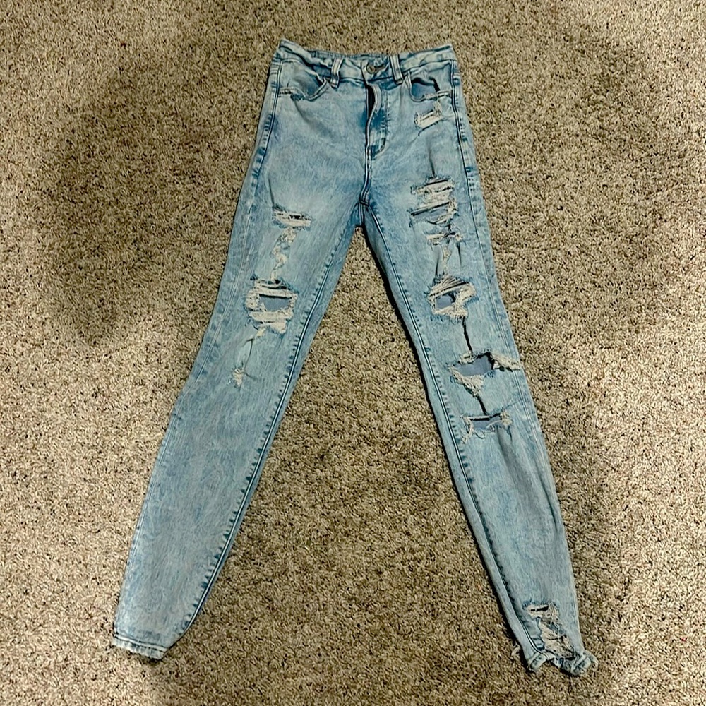 American eagle light washed skinny jeans